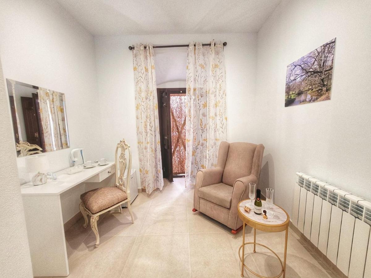 Casa Rural "Laplaza23" Herrera del Duque Eksteriør billede
